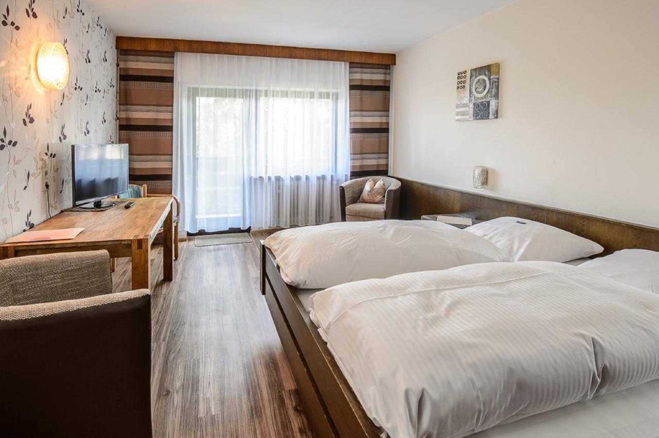 Hotel-Pension Seitz Wolframs-Eschenbach Bagian luar foto