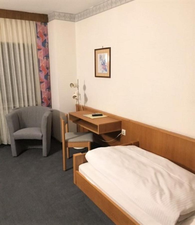 Hotel-Pension Seitz Wolframs-Eschenbach Bagian luar foto